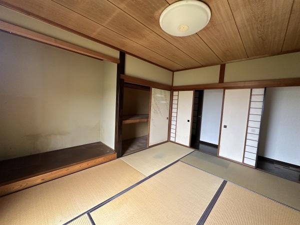 足柄下郡湯河原町鍛冶屋の中古一戸建て