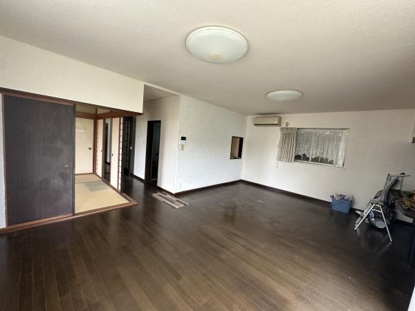 足柄下郡湯河原町鍛冶屋の中古一戸建て
