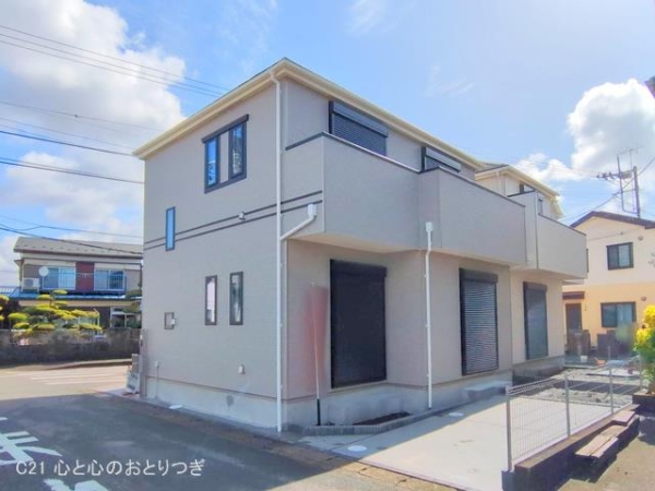 綾瀬市上土棚南５丁目の新築一戸建