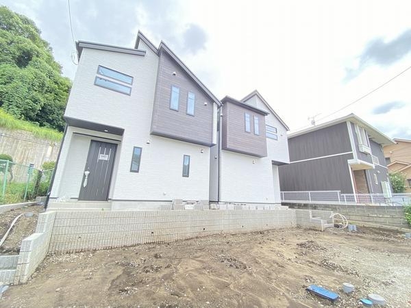 横浜市戸塚区秋葉町　新築戸建　全２棟　１号棟