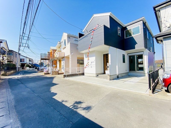 綾瀬市落合南３丁目　新築戸建