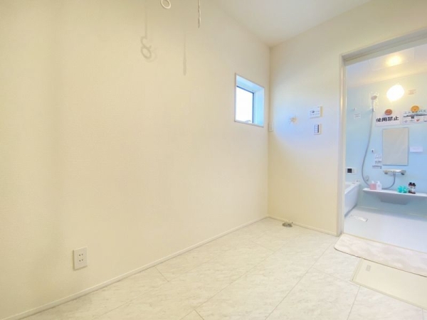 綾瀬市綾西１丁目　新築戸建