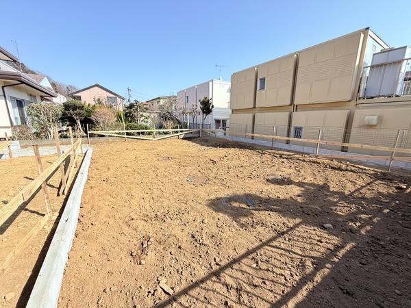 厚木市鳶尾1丁目全2棟新築戸建　2号棟