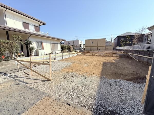 厚木市鳶尾1丁目全2棟新築戸建　1号棟