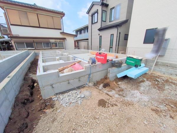 綾瀬市寺尾台2丁目　新築戸建　全2棟　1号棟