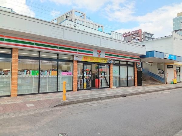 ドルミ鶴間(セブンイレブン大和鶴間駅西口店)