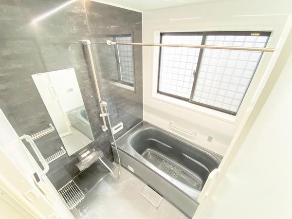 座間市入谷東４丁目の中古一戸建て