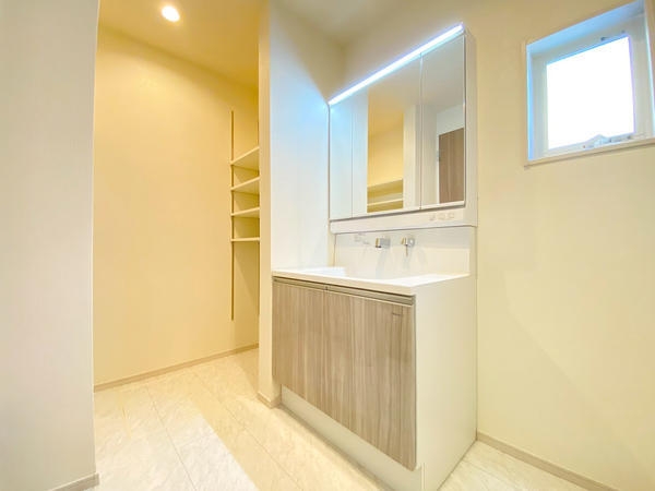 座間市南栗原3丁目　新築戸建　全2棟　2号棟