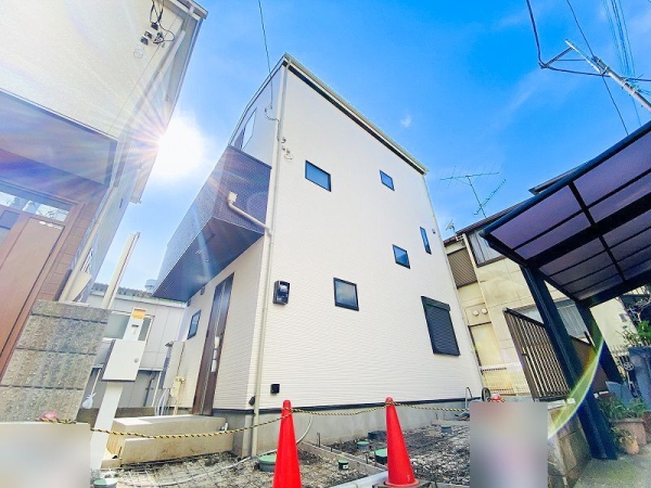 綾瀬市小園　新築戸建