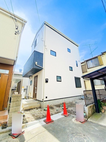 綾瀬市小園　新築戸建