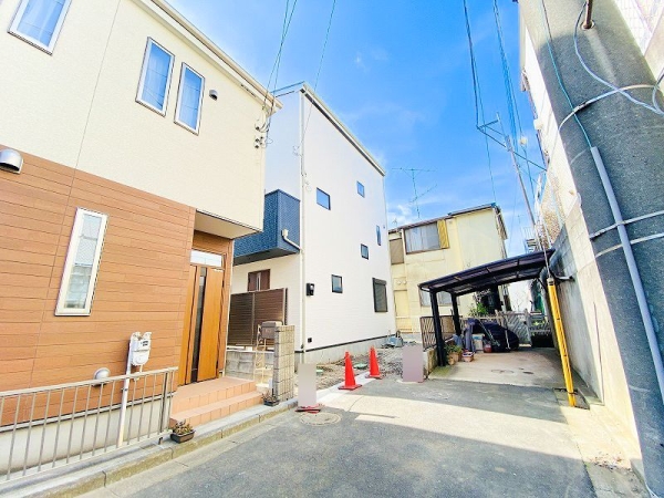 綾瀬市小園　新築戸建