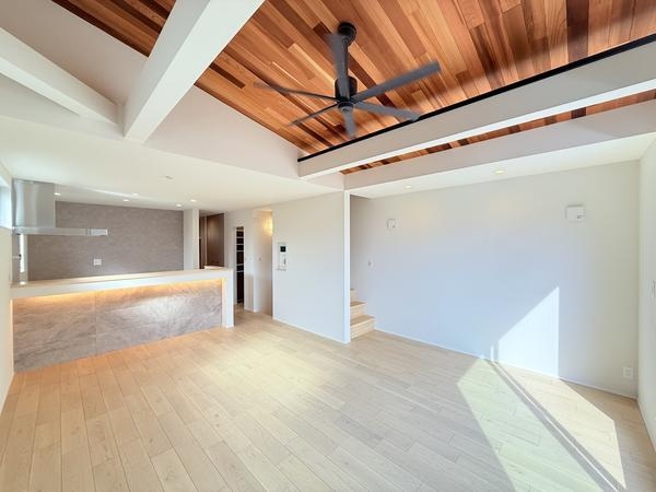 厚木市元町全3棟新築戸建　C棟