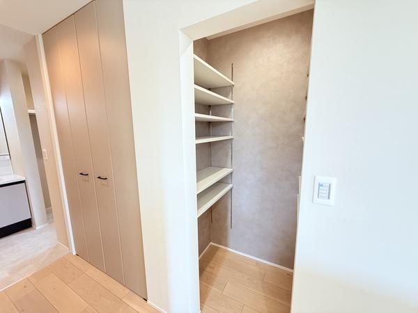 厚木市元町全3棟新築戸建　C棟