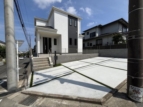 綾瀬市綾西５丁目１８６９番　1
