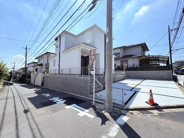綾瀬市綾西５丁目１８６９番　1