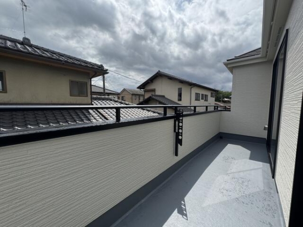 綾瀬市綾西４丁目１８６９番　1号棟