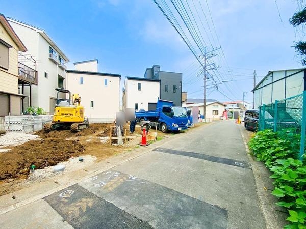 大和市上草柳6丁目 新築戸建 全2棟 B号棟(前面道路含む現地写真)