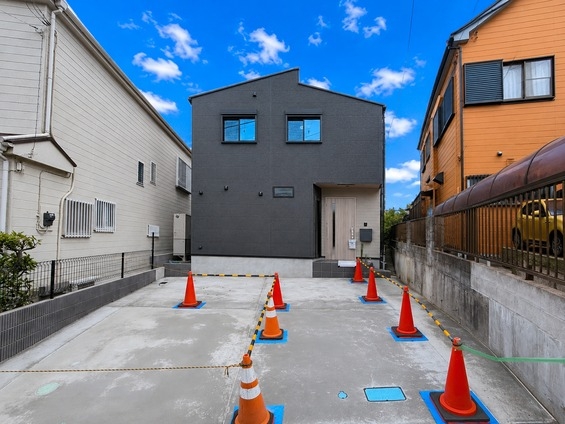 海老名市国分北3丁目　新築戸建