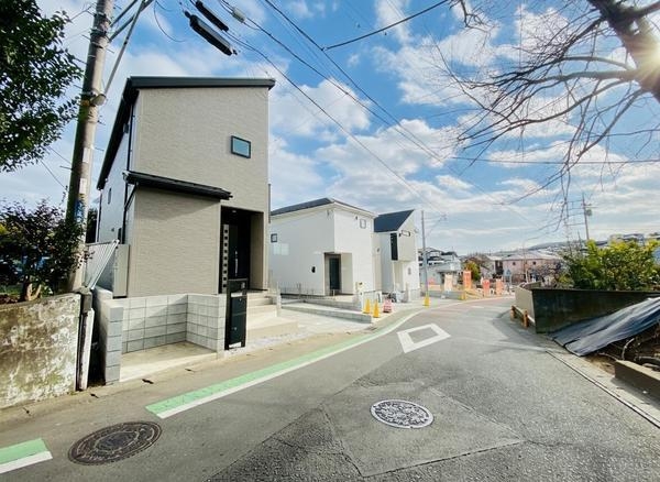 綾瀬市寺尾本町3丁目　新築戸建　全8区画　1号棟