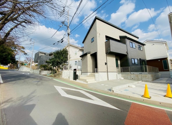 綾瀬市寺尾本町3丁目　新築戸建　全8区画　1号棟