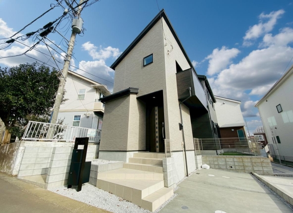 綾瀬市寺尾本町3丁目　新築戸建　全8区画　1号棟