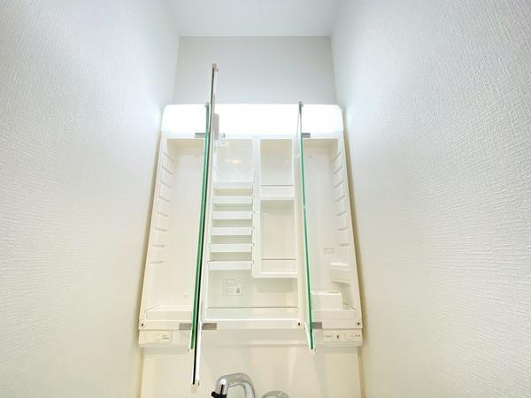 綾瀬市寺尾本町3丁目　新築戸建　全8区画　2号棟