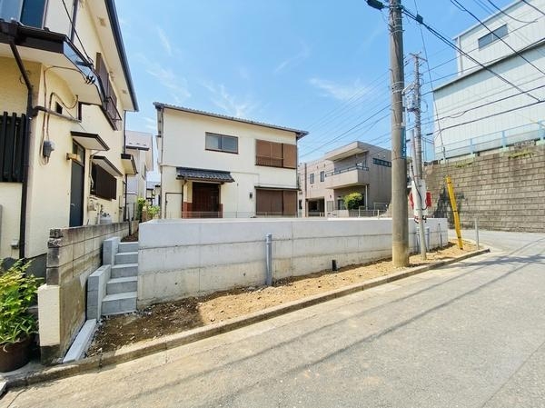 綾瀬市寺尾釜田2丁目　新築戸建