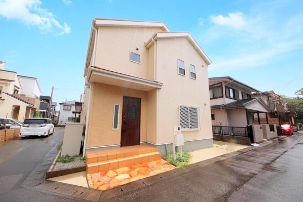 綾瀬市大上4丁目 中古戸建