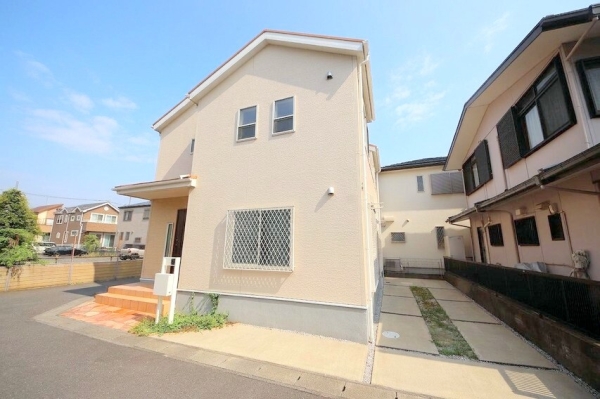 綾瀬市大上４丁目の中古一戸建て