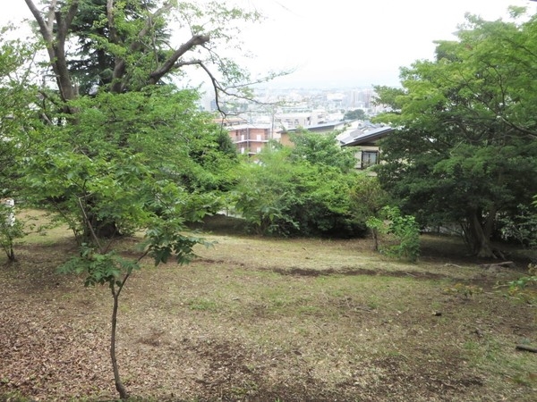 綾瀬市小園の土地(ひさご塚公園)