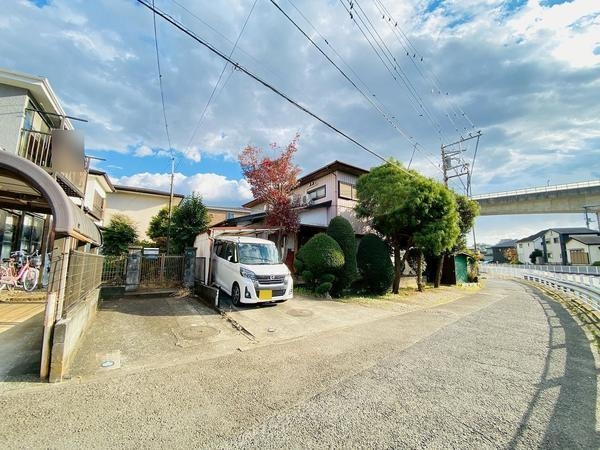 座間市南栗原３丁目の土地