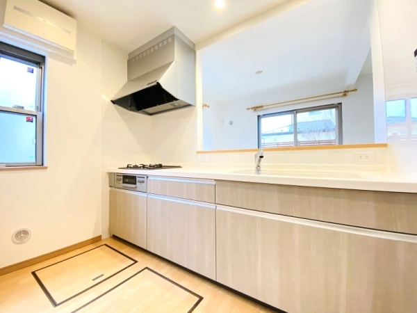 綾瀬市早川城山4丁目　中古戸建