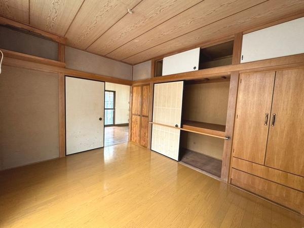 綾瀬市小園の中古一戸建て