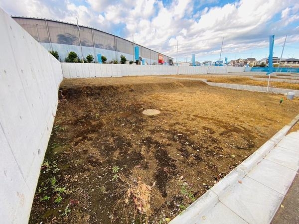 綾瀬市深谷中２丁目の土地