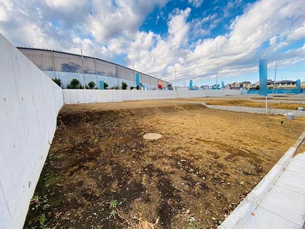 綾瀬市深谷中２丁目の土地