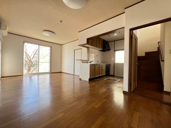 生駒市西松ケ丘の中古一戸建て