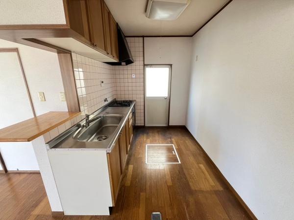 生駒市西松ケ丘の中古一戸建て