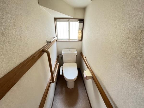 生駒市西松ケ丘の中古一戸建て