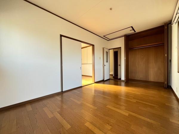 生駒市西松ケ丘の中古一戸建て