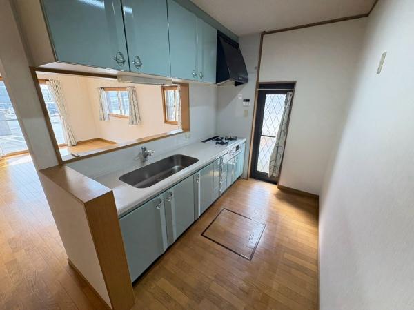 生駒市小瀬町の中古一戸建て