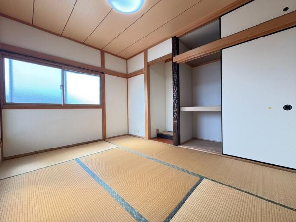 生駒市小瀬町の中古一戸建て