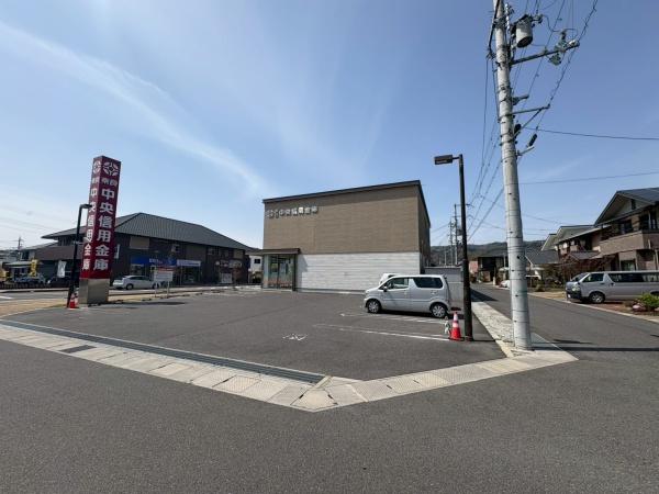 生駒郡平群町大字福貴の土地(奈良中央信用金庫平群支店)