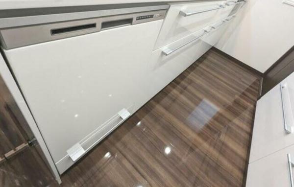 奈良市三松２丁目の中古一戸建て