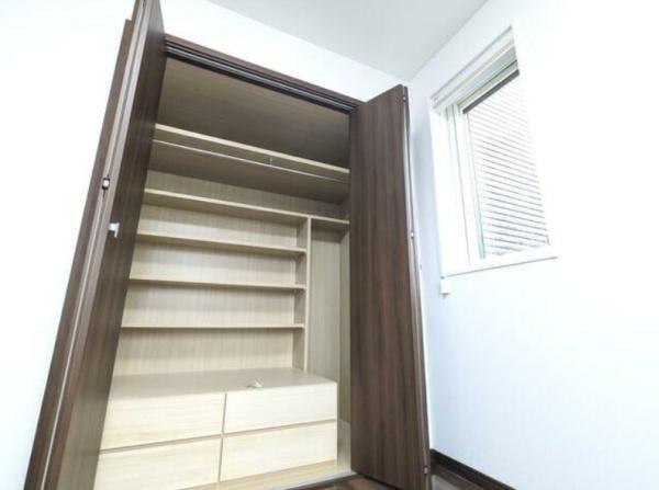 奈良市三松２丁目の中古一戸建て
