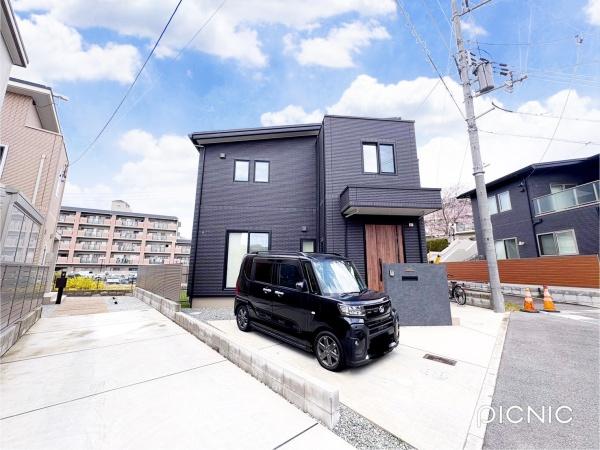 奈良市三松二丁目　中古一戸建