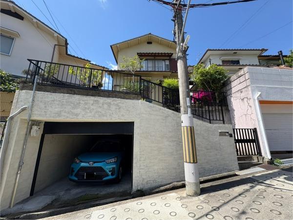生駒市桜ケ丘の中古一戸建