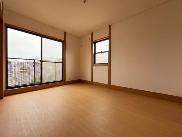 生駒市小明町の中古一戸建て