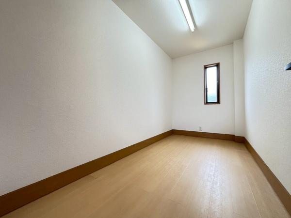 生駒市小明町の中古一戸建て