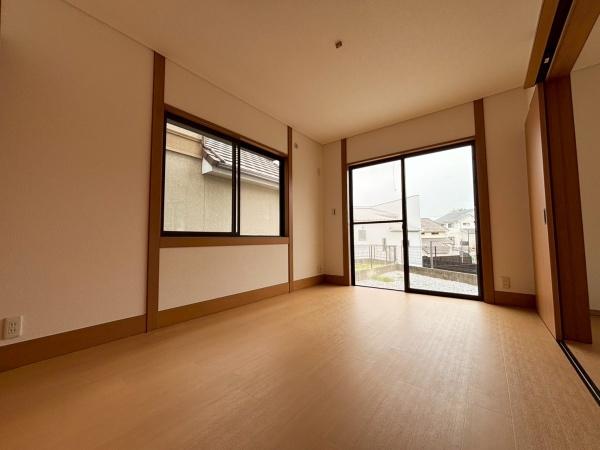 生駒市小明町の中古一戸建