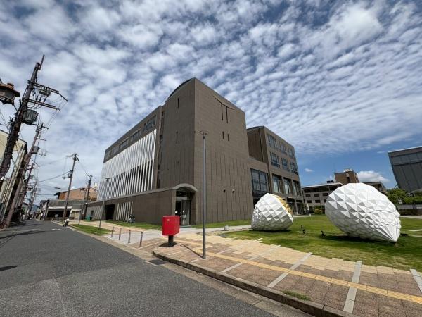 奈良市納院町の土地(奈良市立中央図書館)